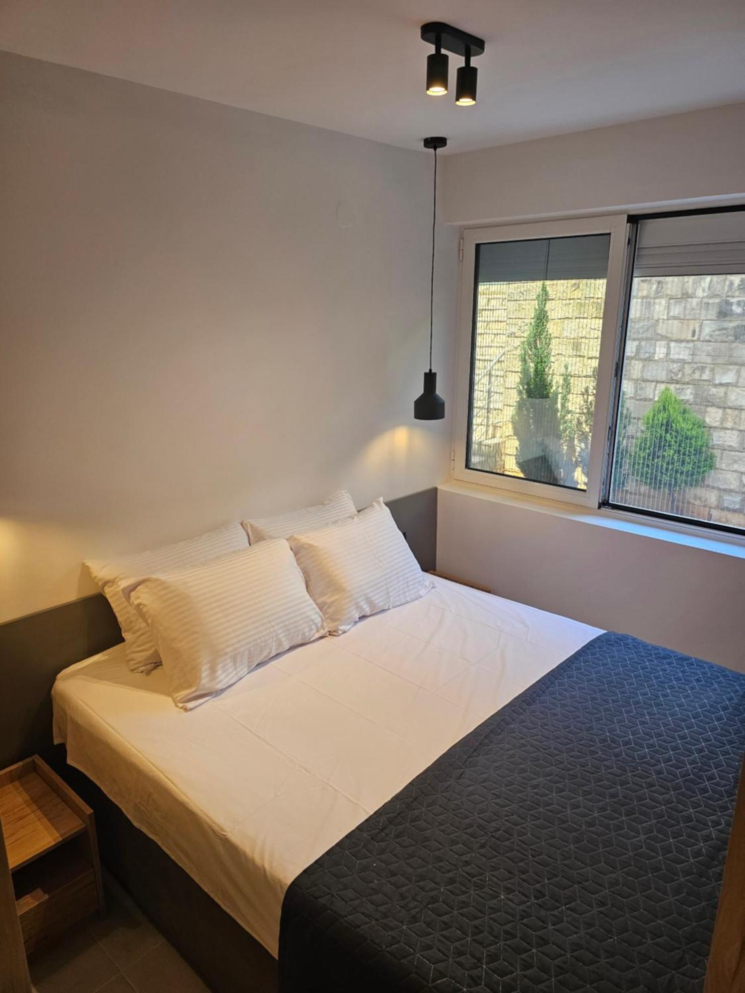 Anja & Ogo Apartments Sea View & Pool Petrovac Εξωτερικό φωτογραφία